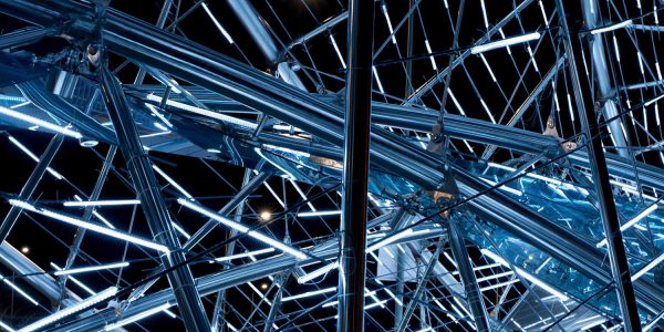 Metallkonstruktion - verschiedene Metallstäbe