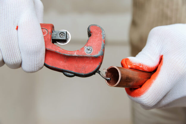 Metall entgraten Stoll Feinblechtechnik